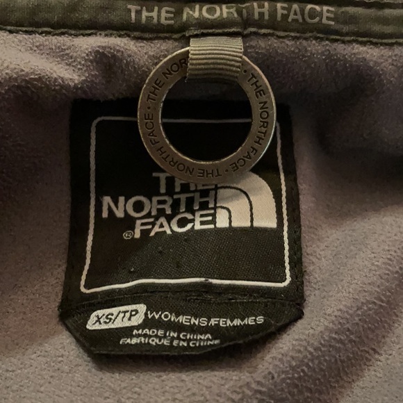SOLD😍NORTH FACE XS women’s winter/fall jacket faux fur trendy  olive green belt - Picture 5 of 17